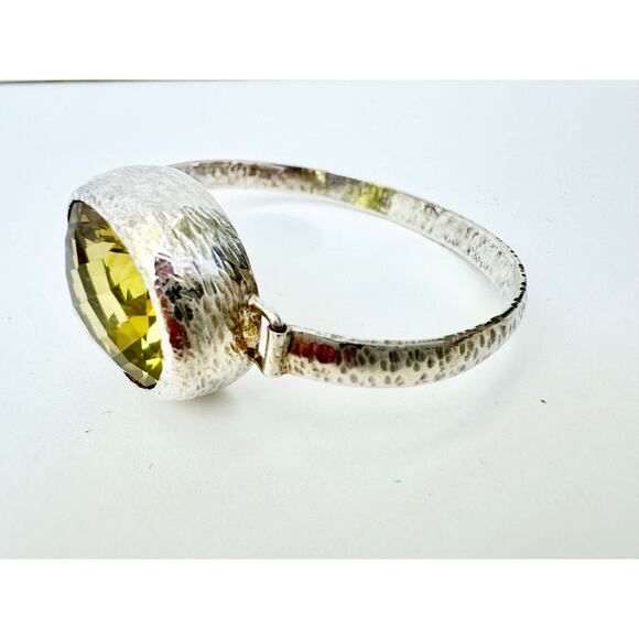 Big Lemon Citrine Hammered Bangle Handmade Sterling 925 Silver Latch Bracelet - Picture 3 of 6